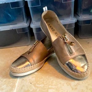 Women shoes Anne Klein size 6